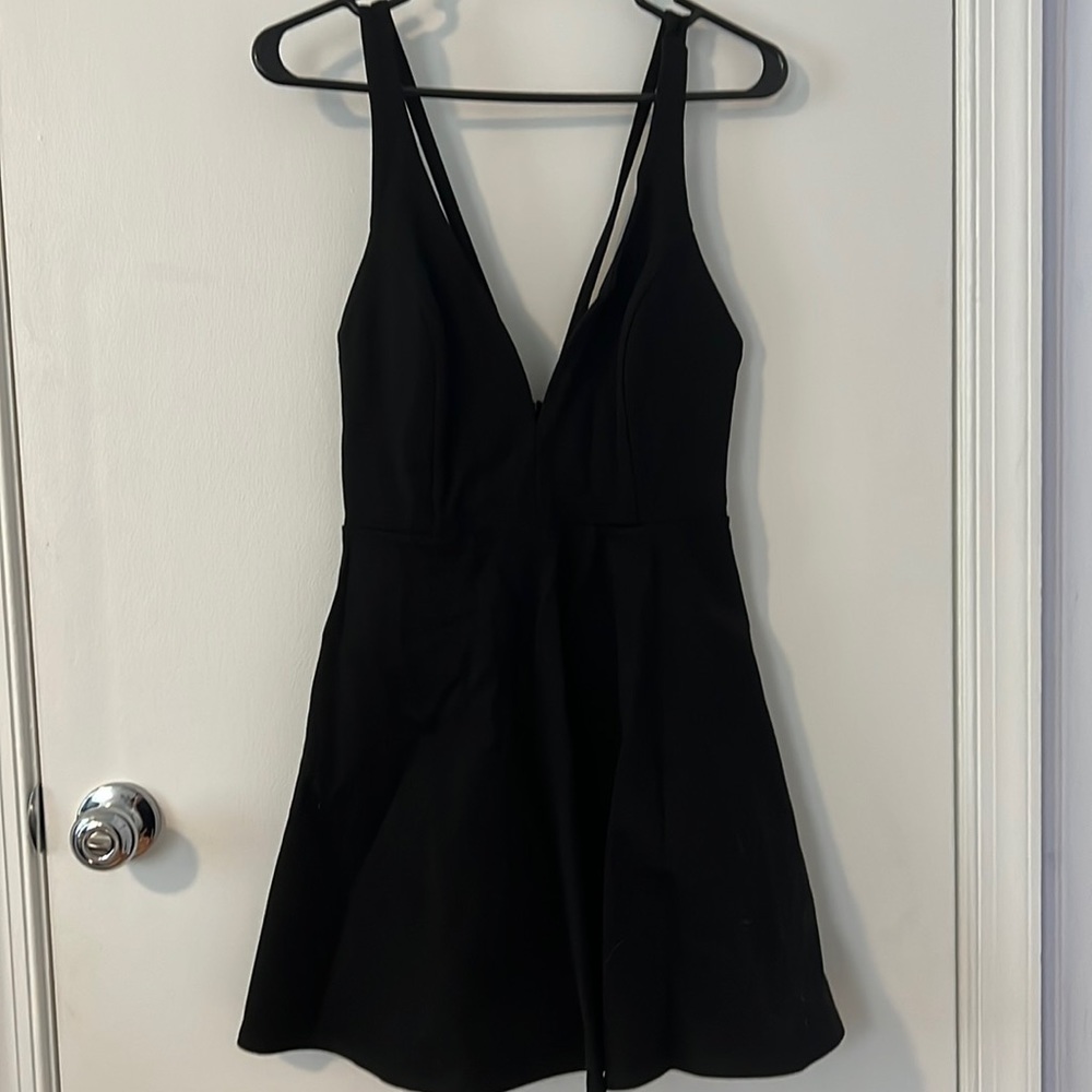 Lulu’s Black Cocktail Dress (L)